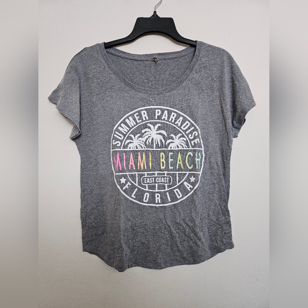 Gray Miami Beach Women's Cut Tshirt